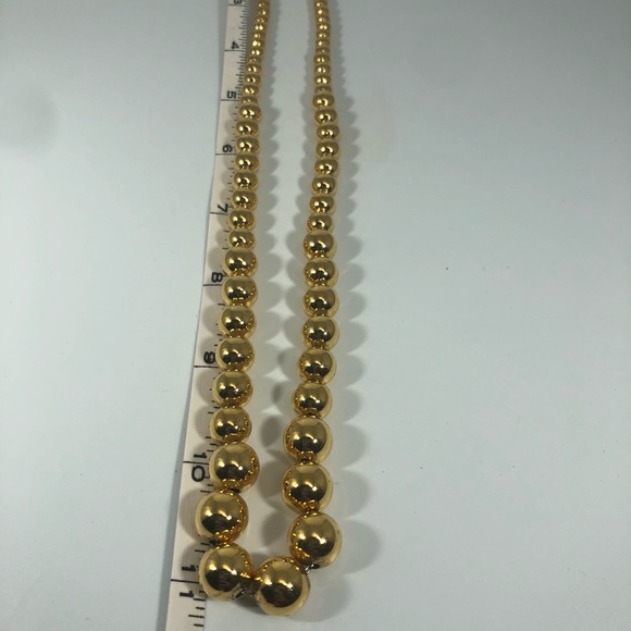VINTAGE NAPIER GRADUATED SHINY GOLD BALL BEAD NECKLACE - Picture 5 of 5